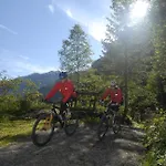 Schiwiese Mit Freiem Eintritt In Alpentherme & Freie Nutzung Der Gasteiner Bergbahnen Im Sommer 2026 Бад Хофгаштайн
