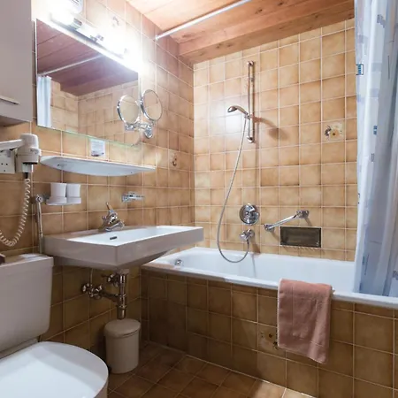 Schiwiese Mit Freiem Eintritt In Alpentherme In Appartamento