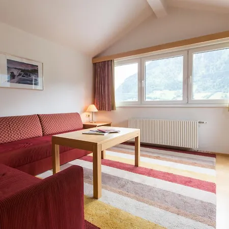 Schiwiese Mit Freiem Eintritt In Alpentherme In * باد هوفغاستين