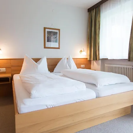 Schiwiese Mit Freiem Eintritt In Alpentherme In